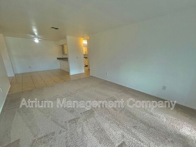 Foto del edificio - 630 Kenwick Cir