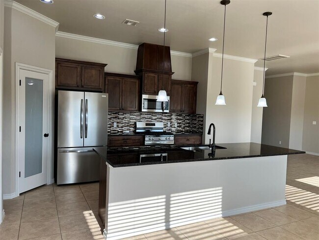 Building Photo - 203 Lyla Glen Dr