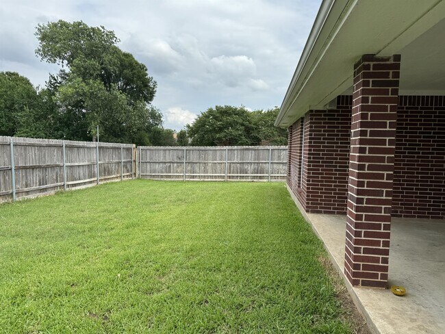 Foto del edificio - 225 Karten Ln