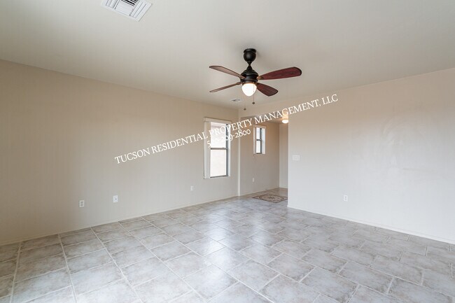 Foto del edificio - 4123 E Cameo Point Dr