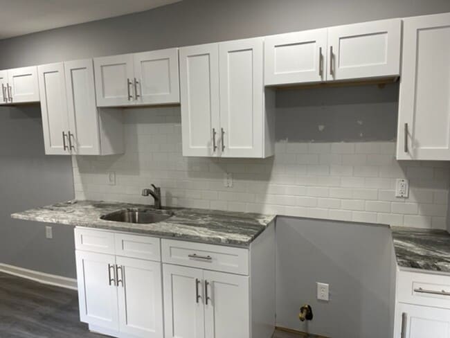 Building Photo - 3 Bedroom with Central Air