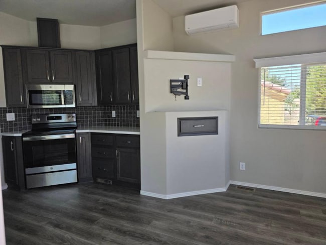 Building Photo - 4137 Alpine Blvd