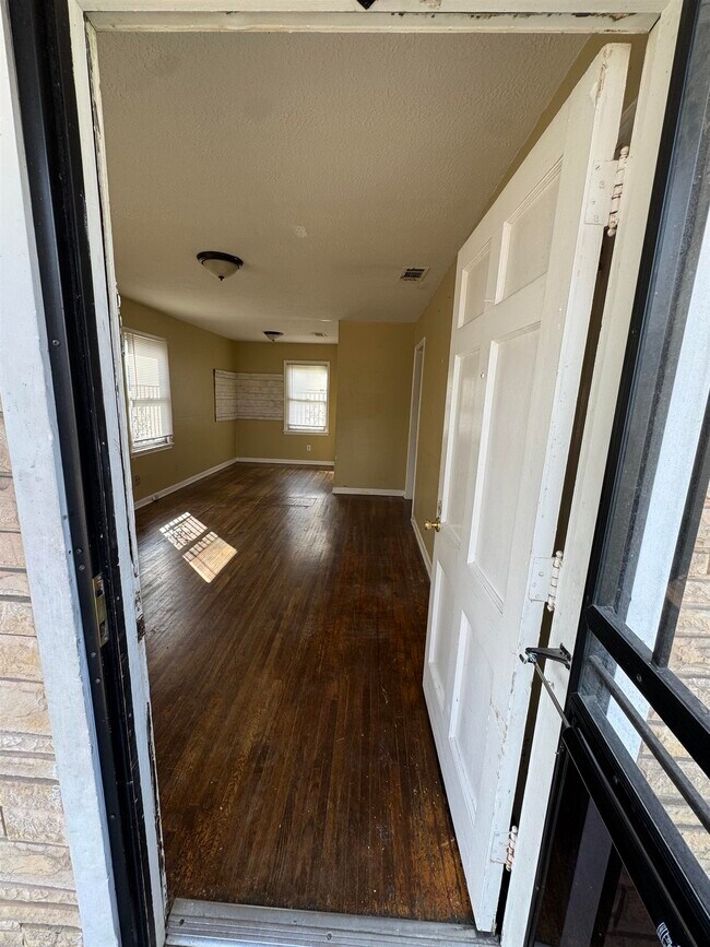 Foto del edificio - 4071 Grey Rd