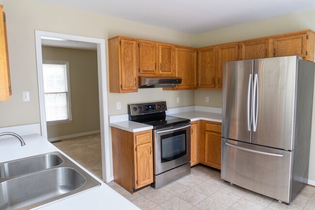 Building Photo - 12420 Grace Hill Ln