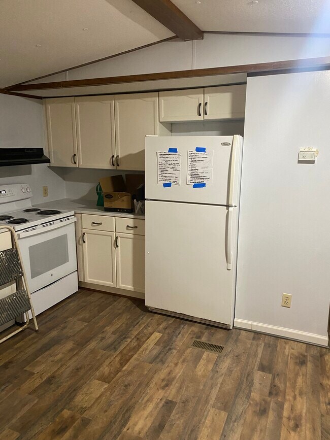 Cocina - 120 Ray Kelly Rd