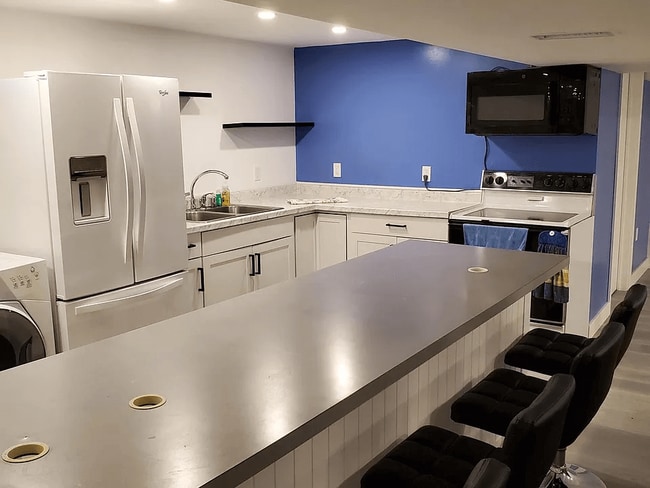 Foto del edificio - 1260 Dogwood Rd