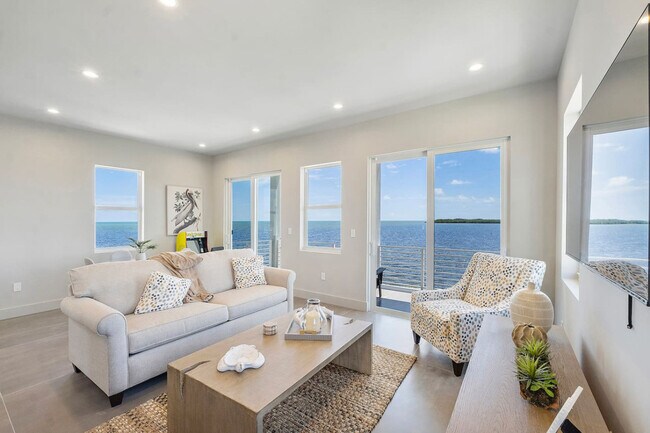 Foto del edificio - 99 Seaside Ave