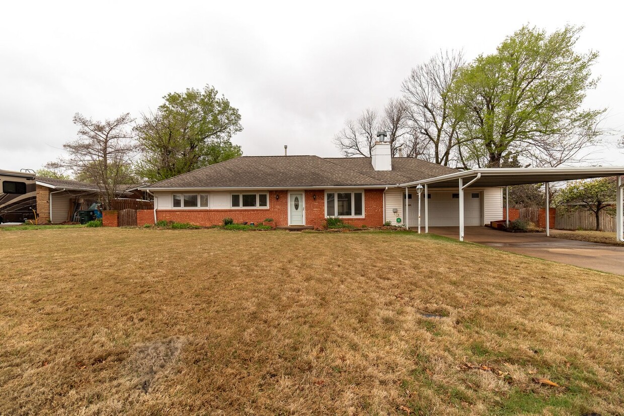 Primary Photo - 3 Bed 3 Bath in Midwest City