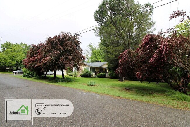 Foto del edificio - 2390 North Dr