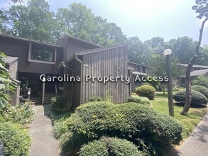 Building Photo - 436 Fairoaks Cir