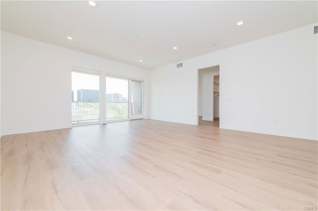 Primary Photo - 1507 Rivington