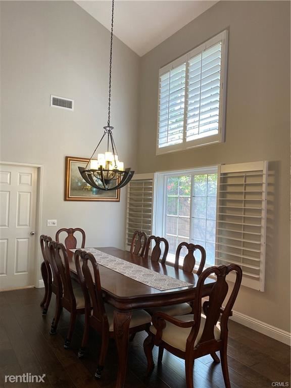 Foto del edificio - 5 br, 3 bath House - 27936 Milt Cir