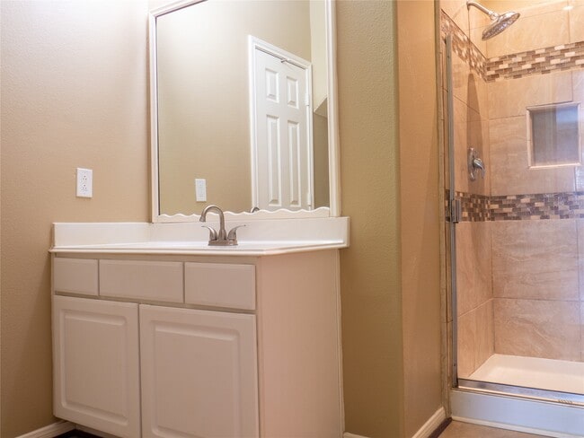 Building Photo - 22527 Goss Spring Ct