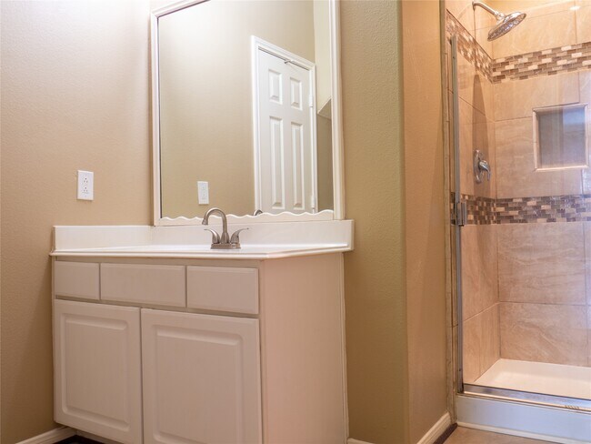 Foto del edificio - 22527 Goss Spring Ct