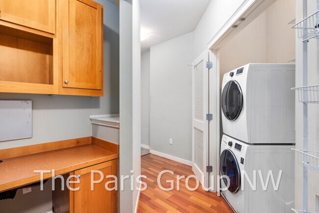 Foto del edificio - 4321 Issaquah Pine Lake Rd SE