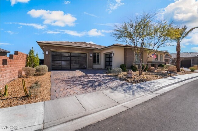 Foto del edificio - 3120 Greenscape Ln