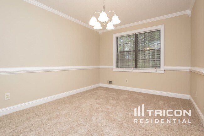 Building Photo - 3379 Mansfield Ln