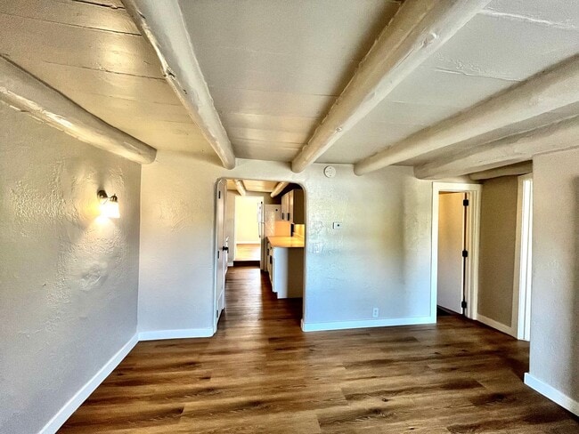 Foto del edificio - 422 Towner Ave NW