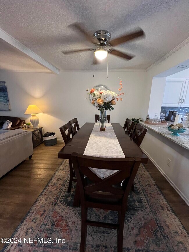 Building Photo - 7873 Bahia Vista Ct