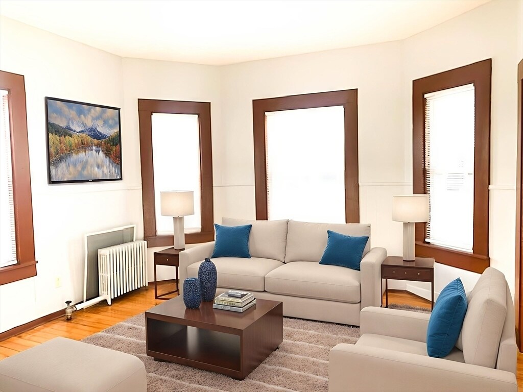 Foto principal - 436 Warren Ave