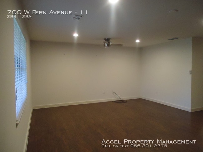 Building Photo - 700 W Fern Ave
