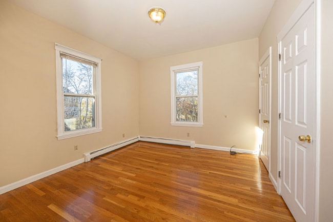 Building Photo - 26 Angell St