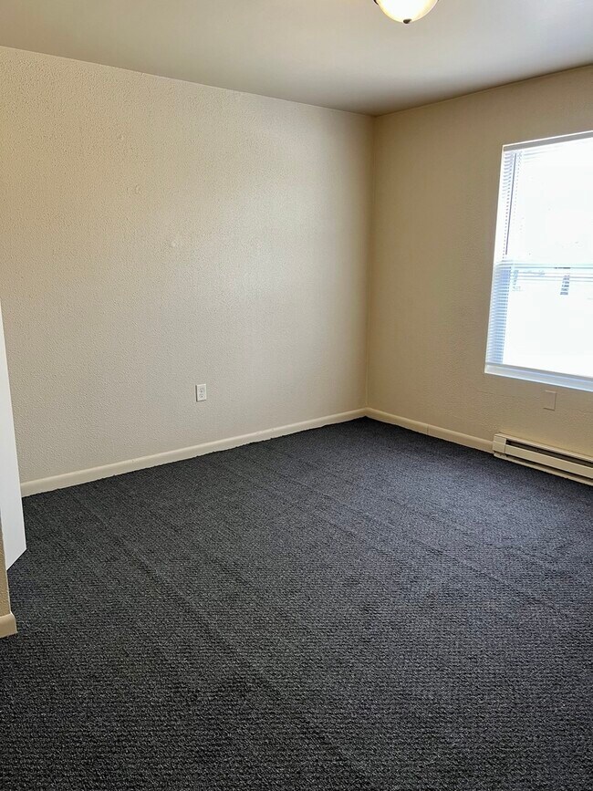 25709 W Bridge St Unit 14, Channahon, IL 60410 Condo for Rent in