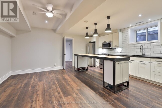 Building Photo - 234 Seaton St