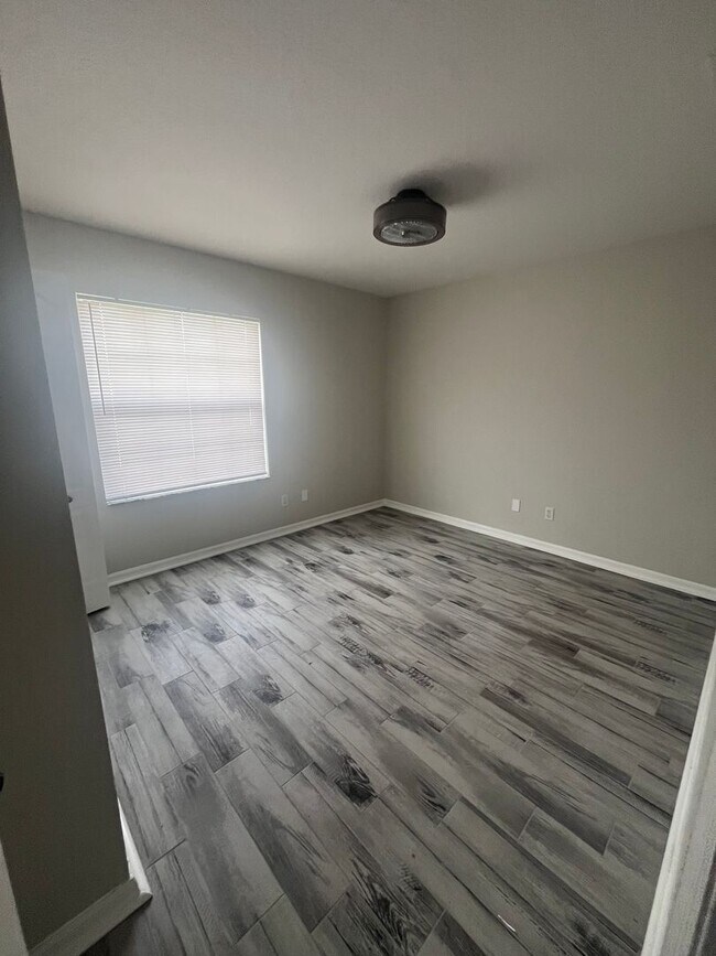 Foto del edificio - Nice 3 Bedroom 2 Bath Fenced in yard!