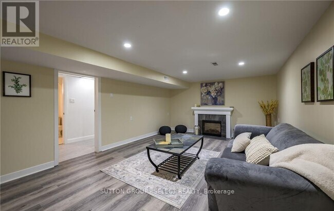 Photo du bâtiment - 6 Kirkton Ct