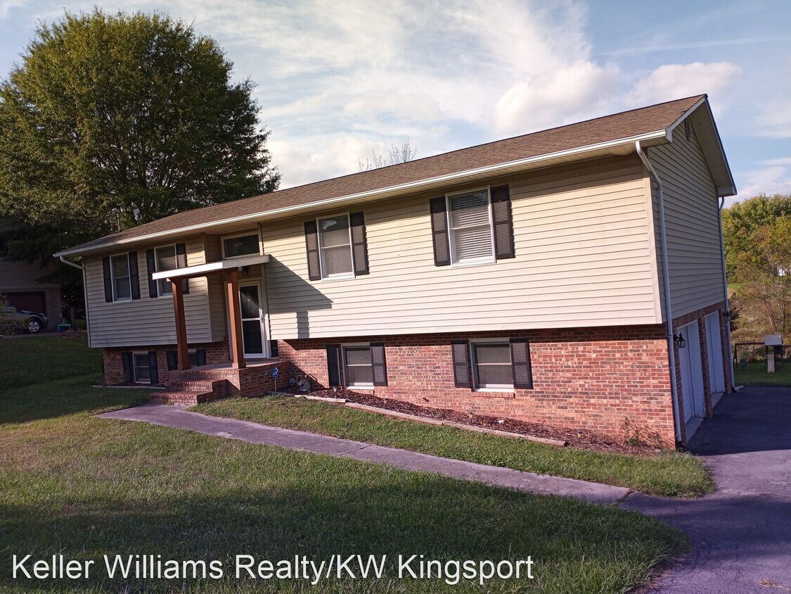 4 br, 3 bath House 460 Brookdale Dr House Rental in Piney Flats, TN