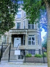 Building Photo - 4243 S Calumet Ave