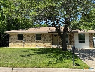 Building Photo - 1704 Harley Dr