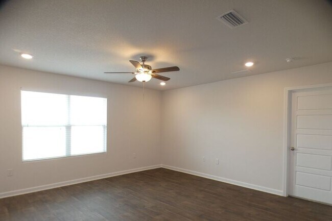 Foto del edificio - 5970 Smarty Jones Wy