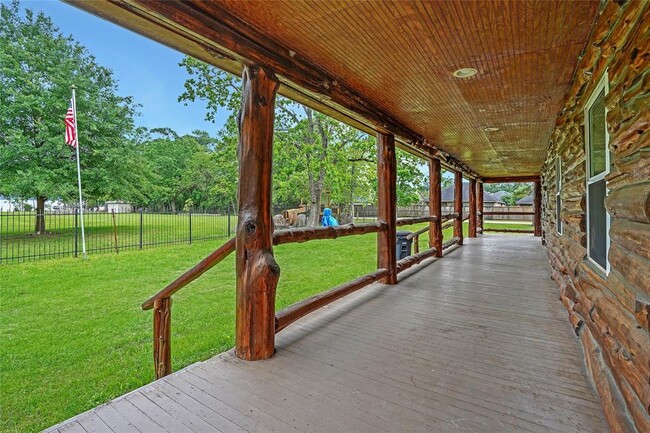 Building Photo - 310 Camp Lillie Rd