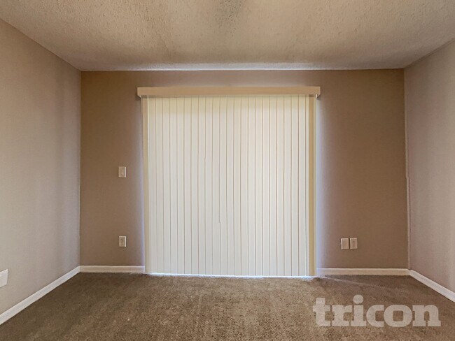 Foto del edificio - 1009 Jamaica Way