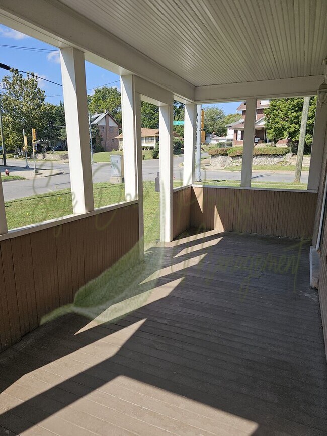 Building Photo - 1053-2615 Quindaro Blvd, Kansas City, KS 6...