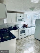 Building Photo - 3392 N Main St