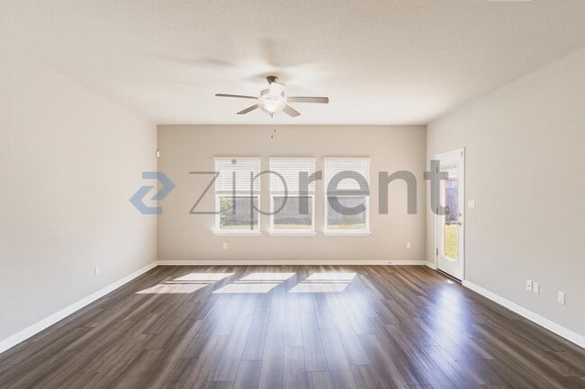 Foto del edificio - 205 Ethan Run