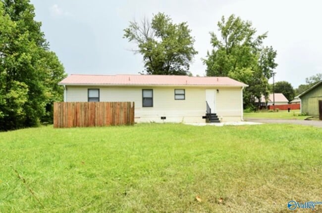 Foto del edificio - 2020 Ridge Crest Dr