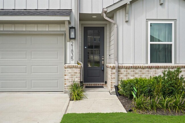 Building Photo - 21835 Lime Moss Ln