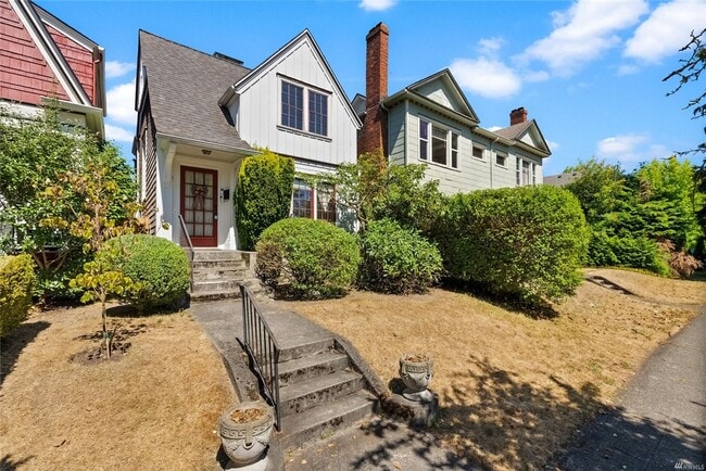Building Photo - Cute North Tacoma Home - Stadium District ...