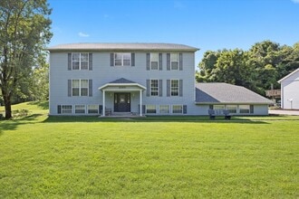 Building Photo - 2105 N Keebler Ave