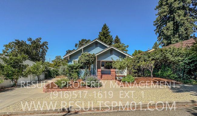 Building Photo - Charming Home in Auburn Coming Soon!