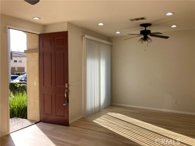 Building Photo - 41900 Davenport Way