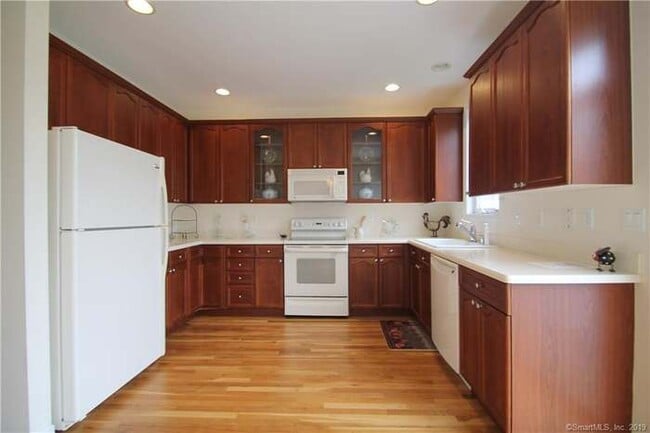 Foto del edificio - 49 Woodcrest Ln