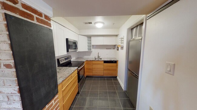 Building Photo - 2 br, 1 bath House - 1938 Biltmore St NW, ...