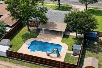 Building Photo - 508 Carrol St