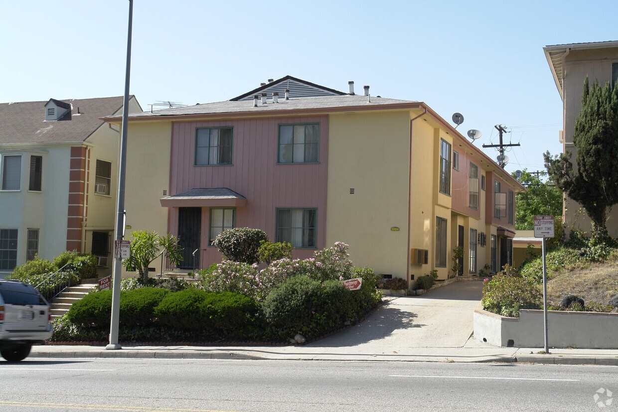 Primary Photo - 4919 Beverly Blvd