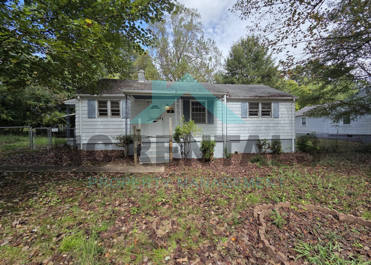 Foto principal - 1835 E Delaware Ave